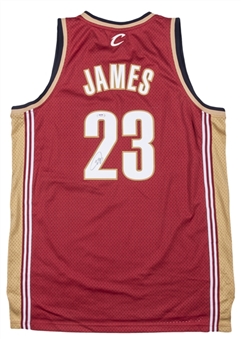 2006 LeBron James Signed Cleveland Cavaliers Away Jersey (PSA/DNA & Team Authenticated)